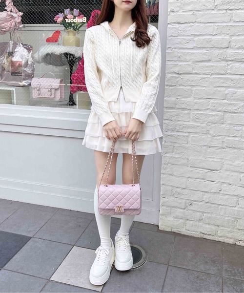 INGNI（イング）の「プレート付ケーブルニットパーカー（パーカー・レディース・グレー/アイボリー/ネイビー/ピンク・M）」の16枚目の写真