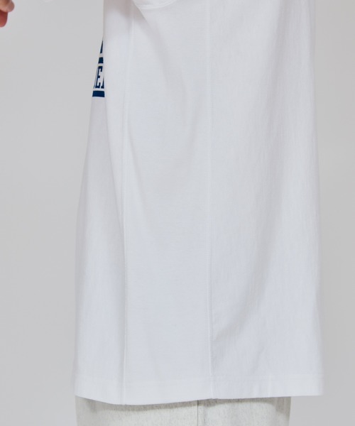 Champion(チャンピオン)の「【Champion/チャンピオン】メンズ リバースウィーブ(R) ショートスリーブTシャツ(Tシャツ/カットソー・メンズ・ブラック/ネイビー/グレー系その他2/ホワイト×ネイビー/グレー系その他7/ホワイト×イエロー・X-LARGE/LARGE/MEDIUM)」の9枚目の写真