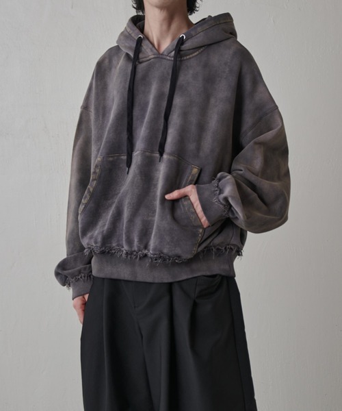 Lui's(ルイス)の「GOATボリュームパーカー(パーカー・メンズ・グレー/ブラック・S/M)」の2枚目の写真