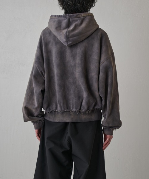 Lui's(ルイス)の「GOATボリュームパーカー(パーカー・メンズ・グレー/ブラック・S/M)」の11枚目の写真