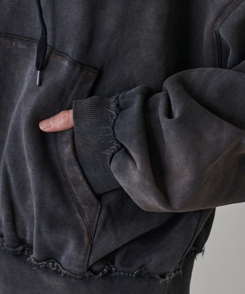 Lui's(ルイス)の「GOATボリュームパーカー(パーカー・メンズ・グレー/ブラック・S/M)」の16枚目の写真