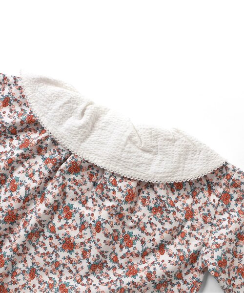 Boribon(ボリボン)の「ナインチェ・プチフルールラッフルカラー総柄Tシャツ(Tシャツ/カットソー・キッズ・ブルー/レッド・80/90/100/110/120)」の8枚目の写真