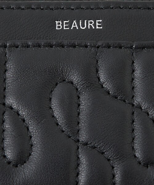 Beau're(ヴュレ)の「【WEB限定】【Beau're/ヴュレ】キルティング レザーフラグメントケース(財布・レディース・シルバー/ダークグリーン/ブラック/ブラウン・フリー)」の8枚目の写真