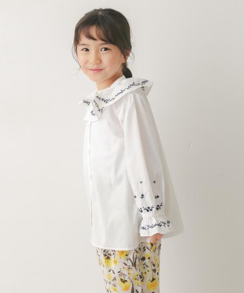URBAN RESEARCH DOORS(アーバンリサーチドアーズ)の「『150サイズあり』フリルカラー刺繍ブラウス(KIDS)(シャツ/ブラウス・キッズ・オフホワイト/ブルー・150/135/120)」の4枚目の写真