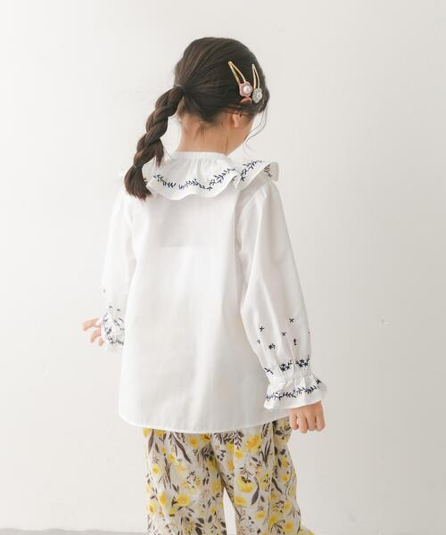 URBAN RESEARCH DOORS(アーバンリサーチドアーズ)の「『150サイズあり』フリルカラー刺繍ブラウス(KIDS)(シャツ/ブラウス・キッズ・オフホワイト/ブルー・150/135/120)」の5枚目の写真