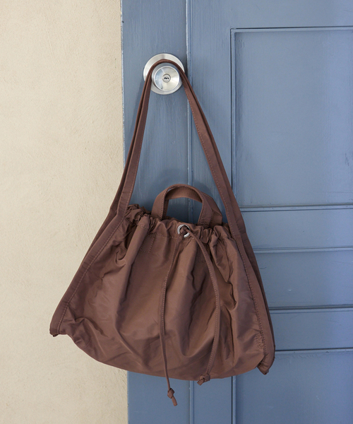 IENA（イエナ）の「HVISK/ヴィスク Sage Medium BAG バッグ（ショルダーバッグ・レディース・ブラウン/ピンク/ブラック・FREE）」の6枚目の写真