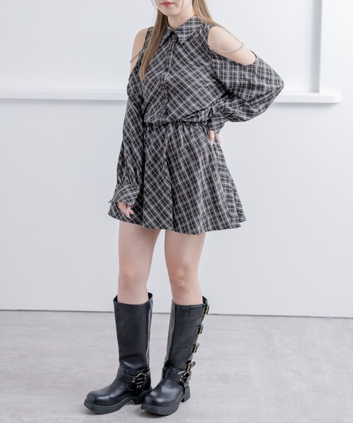 clear（クリア）の「肩あきビジューチェックシャツミニワンピース[大人 フェミニン]（ワンピース・レディース・ネイビー/ブラック/ベージュ・F）」の13枚目の写真