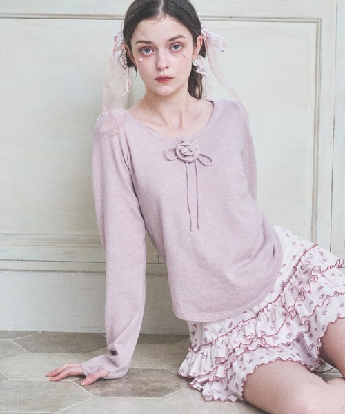 Lovilyn(ラヴィリン)の「ローズモチーフニット(ニット/セーター・レディース・ホワイト/グレー/ピンク・FREE)」の3枚目の写真