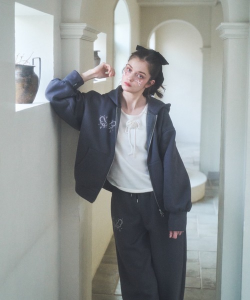 Lovilyn(ラヴィリン)の「ローズモチーフニット(ニット/セーター・レディース・ホワイト/グレー/ピンク・FREE)」の21枚目の写真