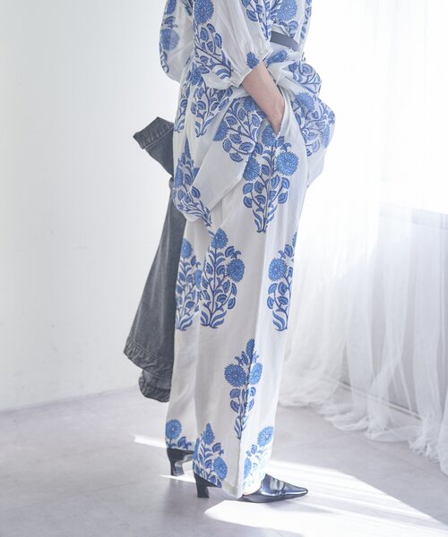 Remind me and forever(リマインドミーアンドフォーエバー)の「【nane】【India Series】フラワー柄イージーパンツ(その他パンツ・レディース・イエロー/ブルー・FREE)」の5枚目の写真