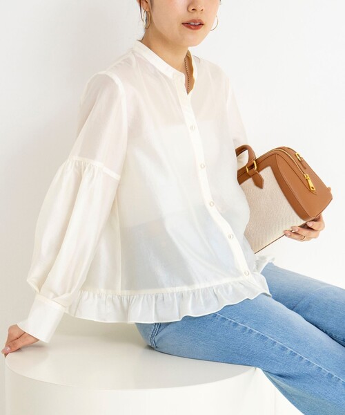 NOLLEY’S(ノーリーズ)の「ウォッシャブルシアー裾フリルブラウス(シャツ/ブラウス・レディース・ネイビー/オフホワイト・38)」の1枚目の写真
