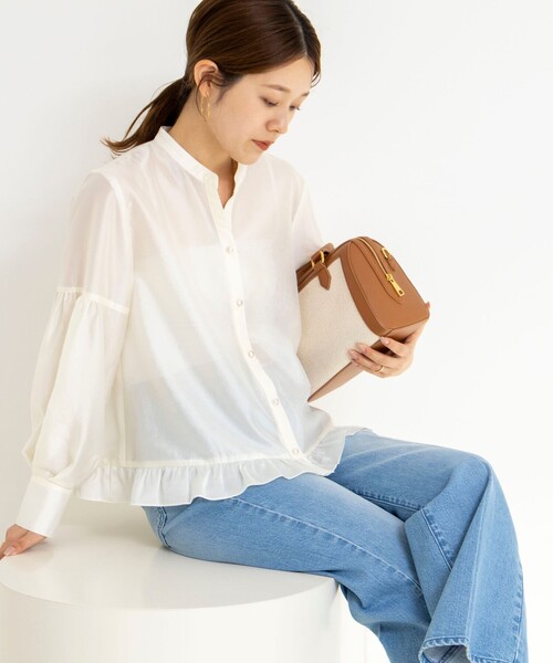 NOLLEY’S(ノーリーズ)の「ウォッシャブルシアー裾フリルブラウス(シャツ/ブラウス・レディース・ネイビー/オフホワイト・38)」の3枚目の写真