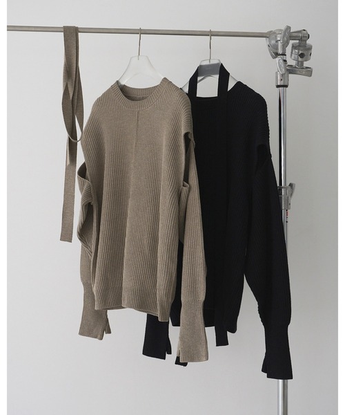 anuke(アンヌーク)の「Slit Rib Knit(ニット/セーター・レディース・ブラック/グレイッシュベージュ・FREE)」の14枚目の写真