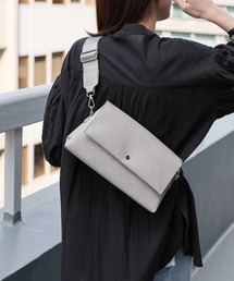 ap retro（アプレトロ）の「【2WAY】ボディバッグ/合皮/ONOFF兼用（ショルダーバッグ）」