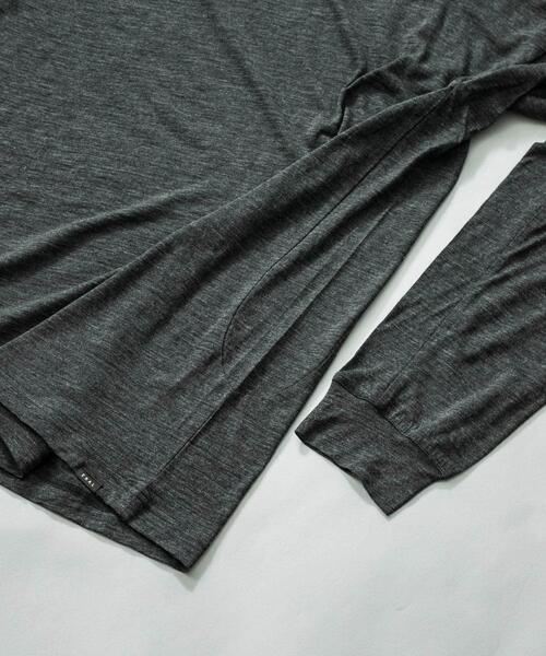 EKAL(エカル)の「MERINO WOOL LONG-SLEEVE T-SHIRTS(Tシャツ/カットソー・メンズ・ブラック/チャコールグレー・MEDIUM/LARGE/X-LARGE)」の15枚目の写真