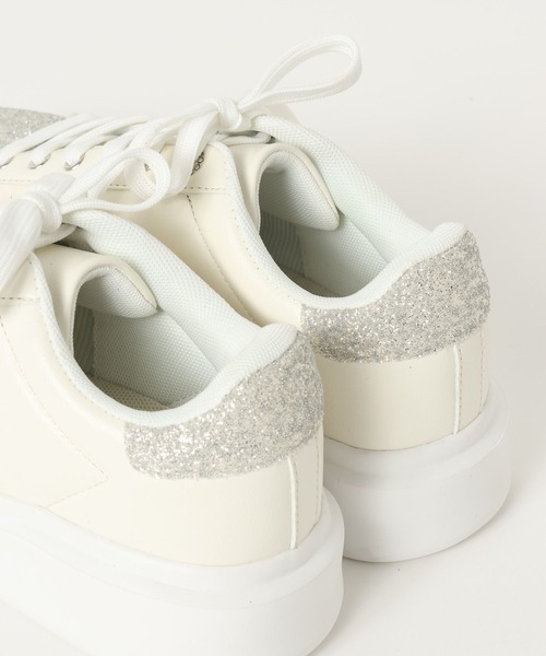 GLOBAL WORK（グローバルワーク）の「レースアップコートスニーカー/636186（スニーカー・レディース・ゴールド/ブラック/シルバー・MEDIUM/LARGE）」の9枚目の写真