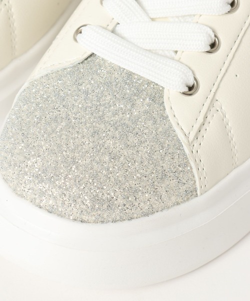 GLOBAL WORK（グローバルワーク）の「レースアップコートスニーカー/636186（スニーカー・レディース・ゴールド/ブラック/シルバー・MEDIUM/LARGE）」の14枚目の写真