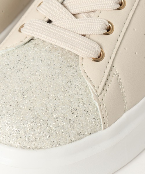 GLOBAL WORK（グローバルワーク）の「レースアップコートスニーカー/636186（スニーカー・レディース・ゴールド/ブラック/シルバー・MEDIUM/LARGE）」の16枚目の写真