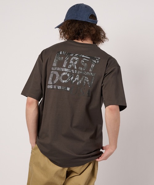 FIRST DOWN(ファーストダウン)の「グラフィック スリーブTシャツ #5(Tシャツ/カットソー・メンズ・ホワイト/チャコールグレー・M/L/XL)」の8枚目の写真