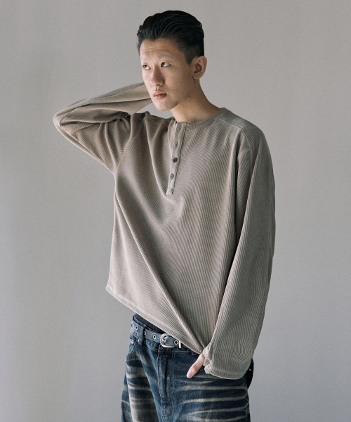 ヴィンテージワッフルヘンリーネックロングスリーブ - ベージュ（T