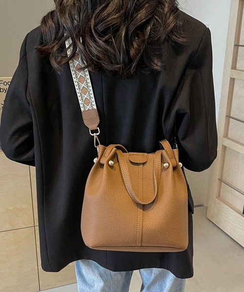 Lace Ladies(レースレディース)の「2way レザー調 柄ショルダー付き 台形 バッグ(ショルダーバッグ・レディース・ブラウン/ブラック/アイボリー/ベージュ・FREE)」の18枚目の写真