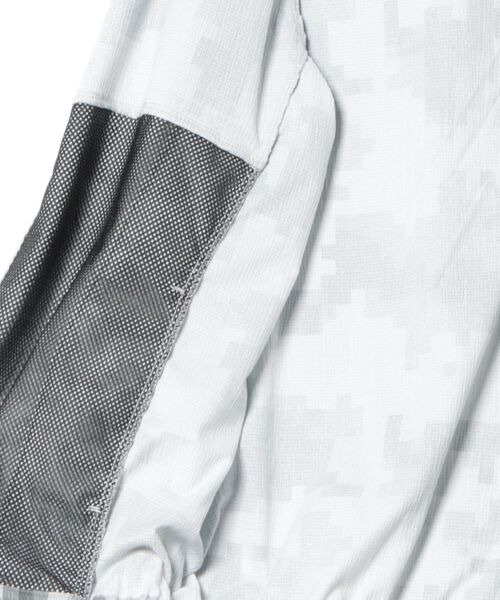 CORISCO(コリスコ)の「カットサッカー カモフラ柄フードブルゾン(M1)(パーカー・メンズ・グレー系カモフラージュ/グリーン系カモフラージュ・X-LARGE/LARGE/MEDIUM)」の4枚目の写真