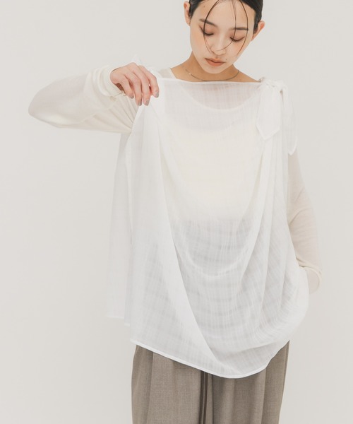 KBF(ケイビーエフ)の「マルチWAYトップス(その他トップス・レディース・オフホワイト/ブルー・ONE)」の2枚目の写真