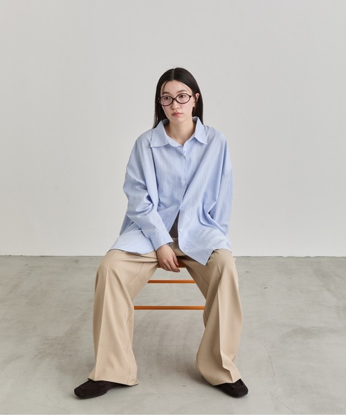 NUJOH(ヌゾ)の「Oversized Stripe Shirt / オーバーサイズストライプシャツ(シャツ/ブラウス・レディース・ブルー/グレー・FREE)」の16枚目の写真