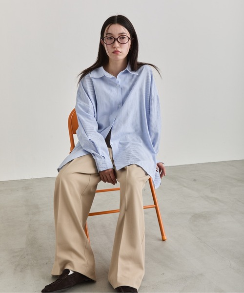 NUJOH(ヌゾ)の「Oversized Stripe Shirt / オーバーサイズストライプシャツ(シャツ/ブラウス・レディース・ブルー/グレー・FREE)」の19枚目の写真