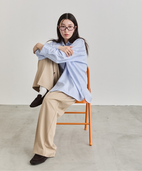 NUJOH(ヌゾ)の「Oversized Stripe Shirt / オーバーサイズストライプシャツ(シャツ/ブラウス・レディース・ブルー/グレー・FREE)」の21枚目の写真