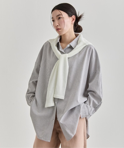 NUJOH(ヌゾ)の「Oversized Stripe Shirt / オーバーサイズストライプシャツ(シャツ/ブラウス・レディース・ブルー/グレー・FREE)」の8枚目の写真