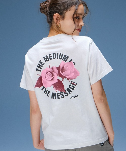 X-girl(エックスガール)の「ROSE AND LOGO S/S TEE(Tシャツ/カットソー・レディース・ブラック/ホワイト・S/M/L)」の1枚目の写真