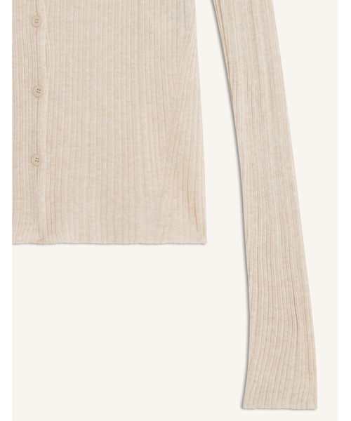 Maison Kitsune(メゾンキツネ)の「BABY FOX FINE RIB CARDIGAN(カーディガン/ボレロ・レディース・ライトベージュ・S/XS/M)」の4枚目の写真