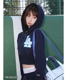 SNIDEL | 【MLB】Sustainableワンポイントフーディー(パーカー)