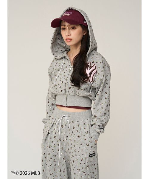 SNIDEL（スナイデル）の「【MLB】Sustainableワンポイントフーディー（パーカー・レディース・グレー/ネイビー/グリーン・F）」の14枚目の写真