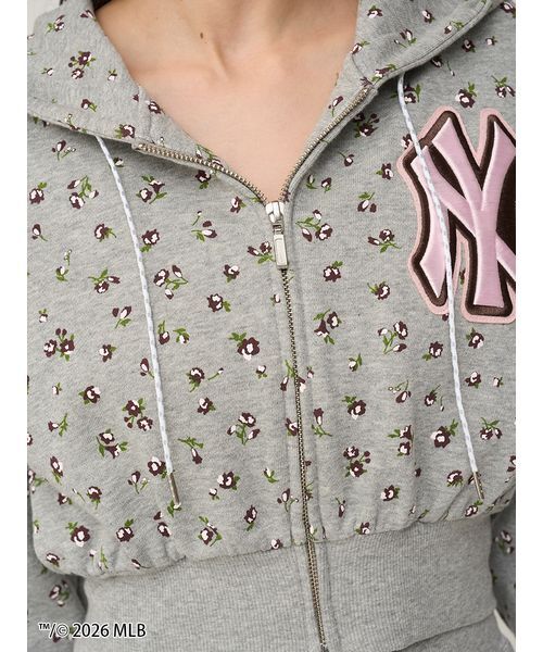 SNIDEL（スナイデル）の「【MLB】Sustainableワンポイントフーディー（パーカー・レディース・グレー/ネイビー/グリーン・F）」の17枚目の写真