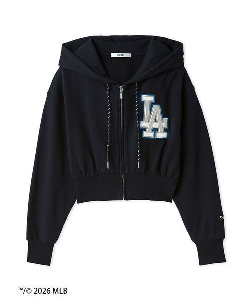 SNIDEL（スナイデル）の「【MLB】Sustainableワンポイントフーディー（パーカー・レディース・グレー/ネイビー/グリーン・F）」の4枚目の写真