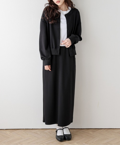 La-gemme（ラジェム）の「カーディガン×Iラインスカートセットアップ（セットアップ・レディース・ブラック/ベージュ/ダークブラウン/グレー・M/L）」の2枚目の写真