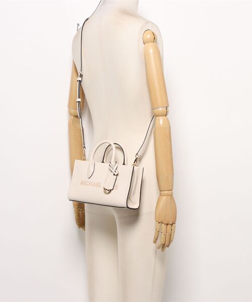 MICHAEL KORS(マイケルコース)の「MIRELLA SM EW TZ XBODY Crossbody(ショルダーバッグ・レディース・ベージュ系・FREE)」の5枚目の写真