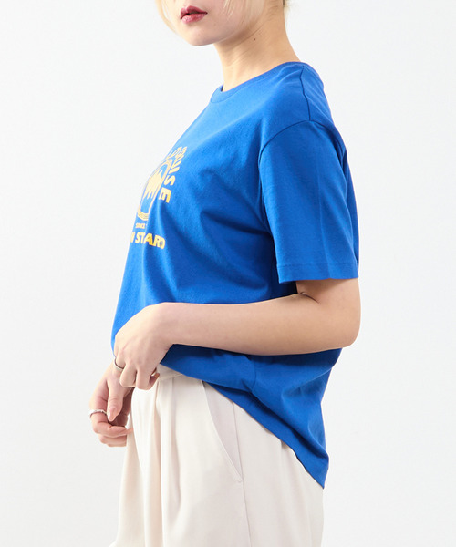 SOFFITTO（ソフィット）の「ヴィンテージライクプリントTシャツ（Tシャツ/カットソー・レディース・ブラウン/ブルー/トップグレー・FREE）」の5枚目の写真