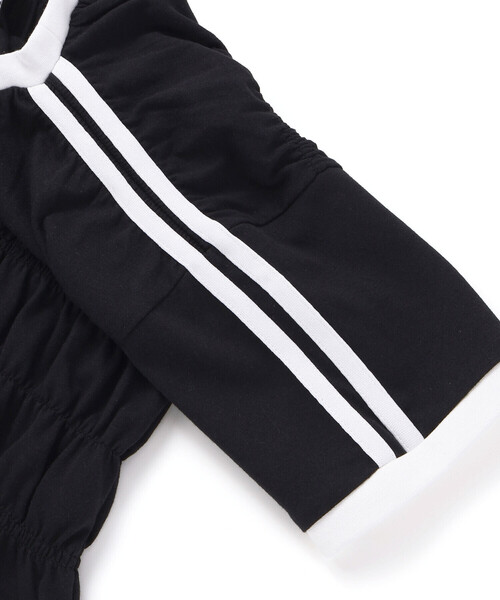 ZIDDY（ジディ）の「シャーリングトップス(130~160cm)（Tシャツ/カットソー・キッズ・ブラック/ホワイト・130cm/150cm/140cm/FREE）」の4枚目の写真