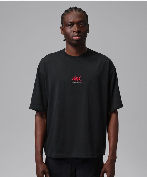 JORDAN BRAND（ジョーダンブランド）の「JORDAN BRAND M J FLT GFX OVSZ SS CREW / ジョーダン ブランド ジョーダン FLT GFX OVSZ ショートスリーブ クルー / NIKE【SP】（Tシャツ/カットソー・メンズ・ブラック/ホワイト・XXL/XL/L/M/S）」の16枚目の写真