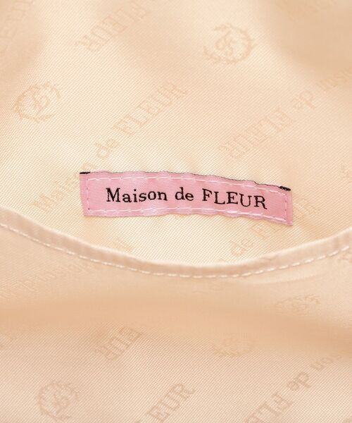 Maison de FLEUR（メゾンドフルール）の「ツイードフリルハンドルスクエアトートバッグ（トートバッグ・レディース・ピンク/アイボリー/ブラック・FREE）」の18枚目の写真