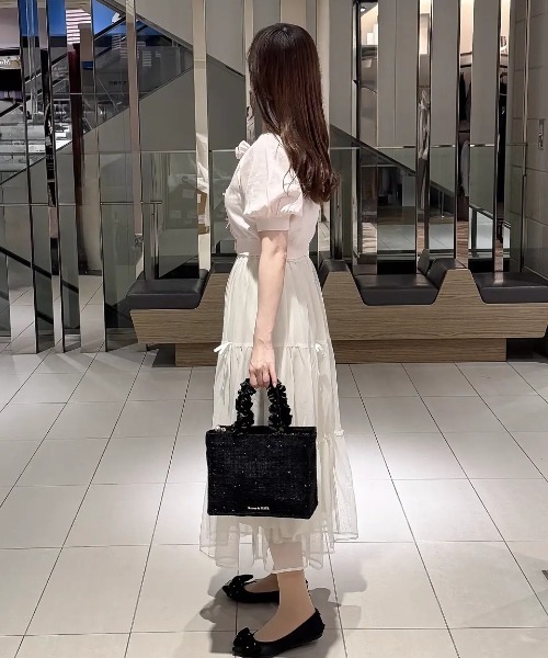 Maison de FLEUR（メゾンドフルール）の「ツイードフリルハンドルスクエアトートバッグ（トートバッグ・レディース・ピンク/アイボリー/ブラック・FREE）」の22枚目の写真