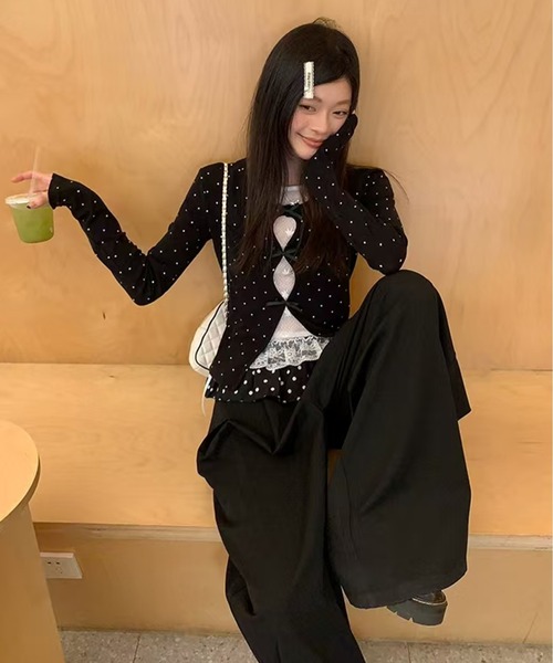 AsheKsha(アシクシャ)の「ブラックドットのタイトトップス(Tシャツ/カットソー・レディース・ブラック・M)」の11枚目の写真