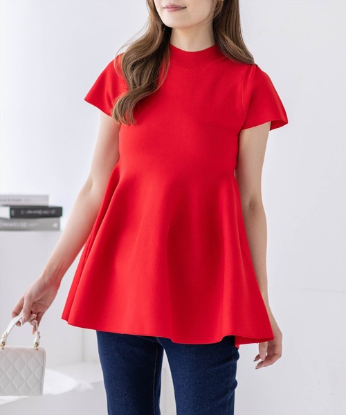 CLEAR BASIC（クリアベーシック）の「裾フレア半袖ニットチュニック［骨格ウェーブ/ミニ丈/フェミニン］（ニット/セーター・レディース・アイボリー/ブラック/レッド/ピンク/イエロー/グレイッシュベージュ・F）」の6枚目の写真