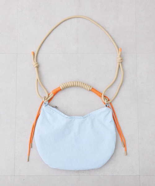 CIAOPANIC TYPY（チャオパニックティピー）の「:【WEB限定】撥水ナイロンハーフムーン2WAYBAG（ショルダーバッグ・レディース・チャコールグレー/サックスブルー/イエロー/アイボリー・ONE SIZE）」の16枚目の写真