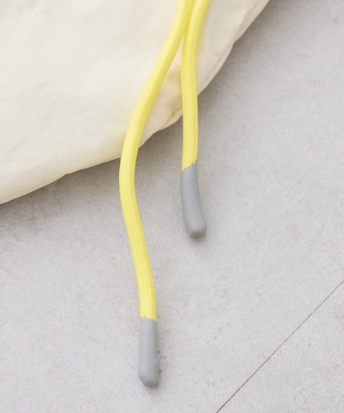CIAOPANIC TYPY（チャオパニックティピー）の「:【WEB限定】撥水ナイロンハーフムーン2WAYBAG（ショルダーバッグ・レディース・チャコールグレー/サックスブルー/イエロー/アイボリー・ONE SIZE）」の21枚目の写真