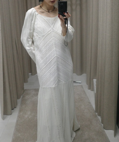 Ameri(アメリ)の「2WAY CRAFT MIX LACE DRESS(ドレス・レディース・ブラック/アイボリー・MEDIUM/SMALL)」の20枚目の写真