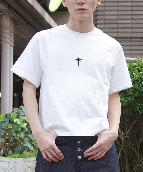 GUIDER(ガイダー)の「【GUIDER】センター コンパス Tee / Center Compass Tee(Tシャツ/カットソー・メンズ・ホワイト/ブラック・S/M/L)」の2枚目の写真